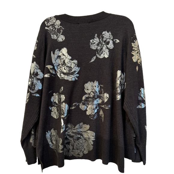 NWT Women's Size 2X Cupio Grey Silver Foil Floral Print Round Neck Sweater - Picture 8 of 9